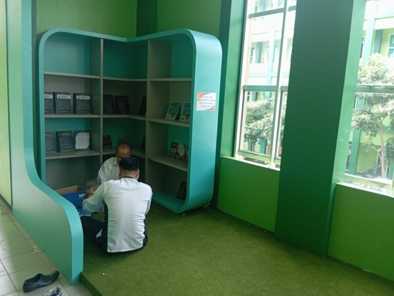 Pengelolaan Pojok Baca